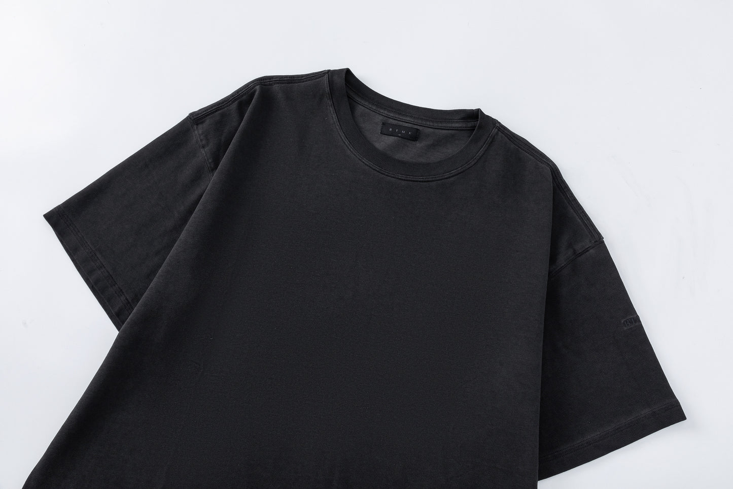 BTMK S/S T-SHIRT Solid garment dyed S537