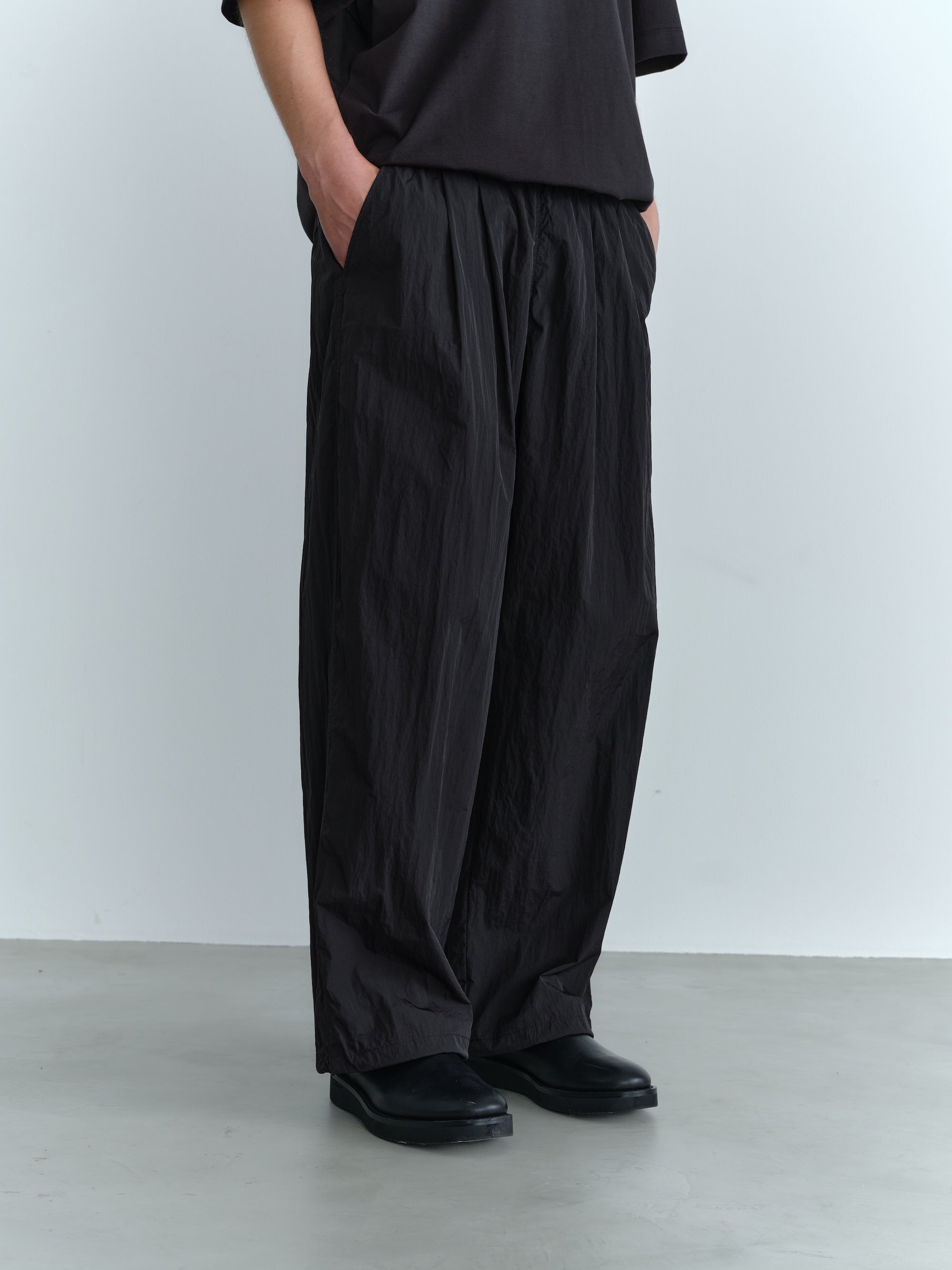 BTMK TUCK NYLON PANTS NWP110