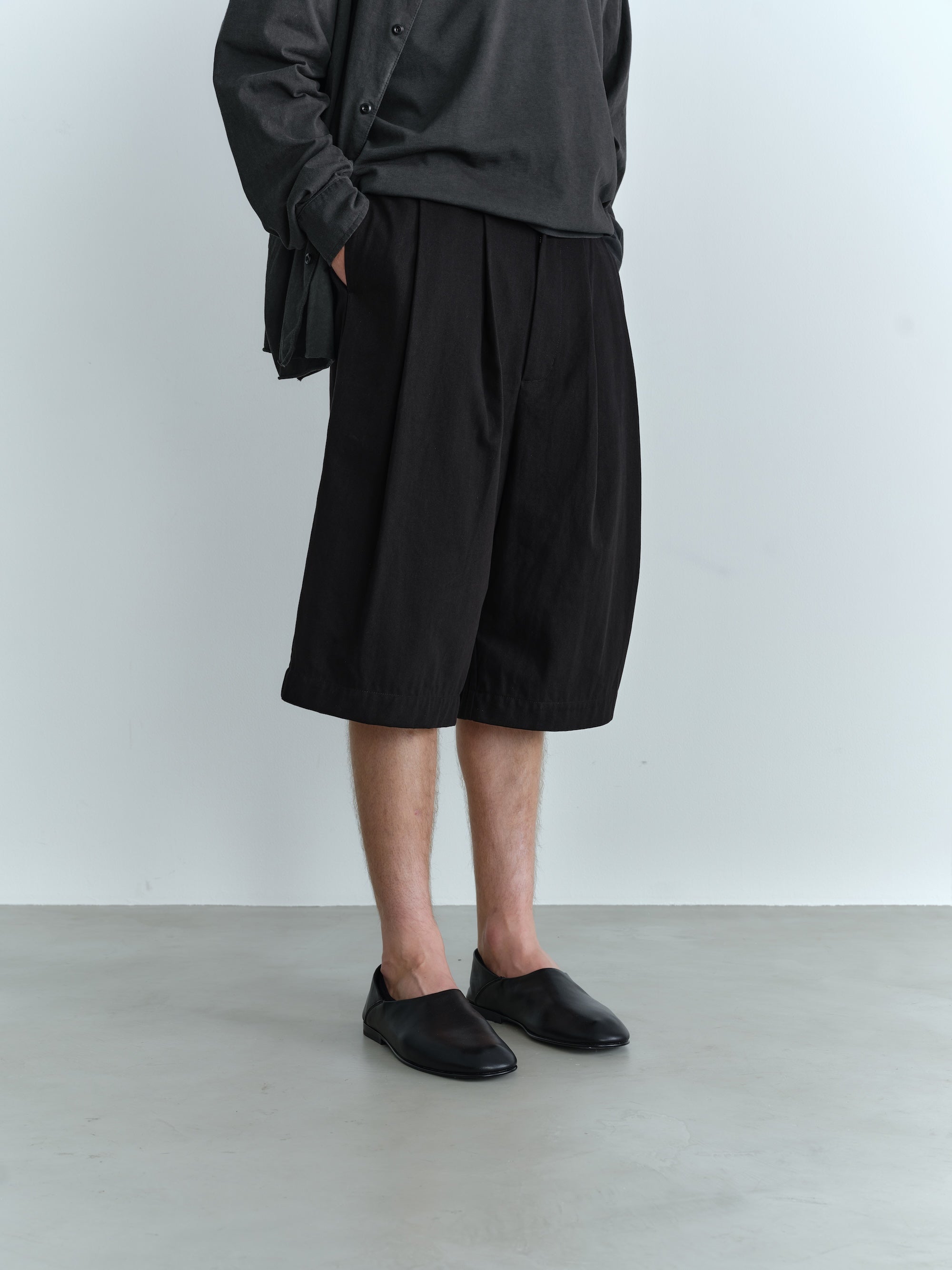 BTMK 2TUCK HALF PANTS TS822